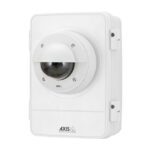 Weiße Überwachungskamera mit Kuppeldesign und transparentem Gehäuse von Axis Communications.