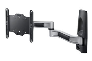 Eine schwenkbare Wandhalterung für Monitore mit einem flexiblen Arm in schwarz und silber.