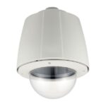 Eine weiße Überwachungskamera mit kuppelförmigem Gehäuse.