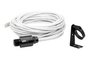 Ein weißes Kabel mit einem schwarzen, zylindrischen Anschlussteil und einem Metallhalterungsclip.