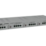Ein 16-Port-Ethernet-Extender von ComNet, Modell CLFE16EOU, mit mehreren Ethernet-Anschlüssen auf der Vorderseite.