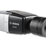 Bosch Dinion Sicherheitskamera in schwarz-silbernem Gehäuse.