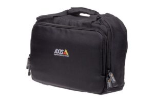 Schwarze Umhängetasche mit dem Logo von Axis Communications auf der Vorderseite und mehreren Reißverschlüssen.