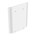 Eine weiße, rechteckige Metallplatte mit mehreren Löchern entlang der Kanten und vier zentralen Befestigungslöchern.