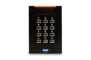 Ein Zugangskartenleser mit numerischer Tastatur von HID iCLASS SE.