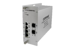 Ein Netzwerk-Switch von Comnet, Modell CLFE4+2SMSPOEU, mit mehreren Ethernet-Ports und Statusanzeigen.