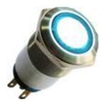 Ein metallener Druckschalter mit blauem Leuchtring und zwei Anschlüssen unten.