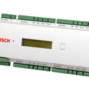 Ein Bosch-Gerät mit einem Display und mehreren Anschlussklemmen, vermutlich eine Steuerungseinheit.