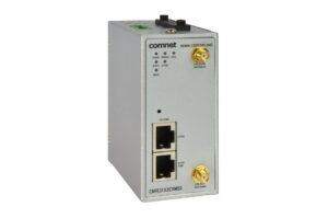 Ein industrieller LTE-Router von Comnet mit zwei Ethernet-Ports und Anschlüssen für zwei Antennen.