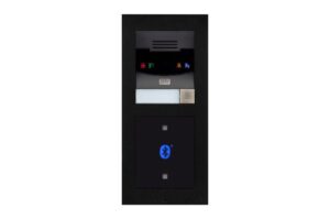 Türsprechanlage mit RFID- und Bluetooth-Modul im schwarzen Gehäuse.