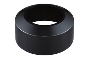 Schwarzer, zylindrischer Ring mit einer zentralen Öffnung.