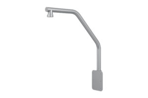 Ein grauer, gebogener Metallhalter mit einer rechteckigen Befestigungsplatte am unteren Ende.