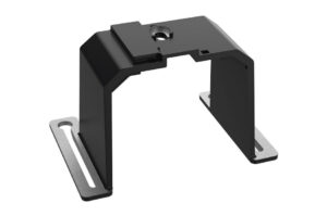 Schwarze Halterung mit rechteckiger Form und zwei Metallschienen zur Befestigung.