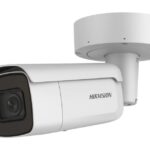 1/2" Netzwerk Bullet Kamera, Tag/Nacht, 4K 3840x2160@20fps, 2,8-12mm, Infrarot, Audio IP67