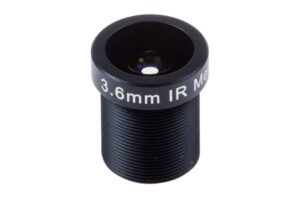 Schwarzes CCTV-Objektiv mit der Aufschrift "3.6mm IR".