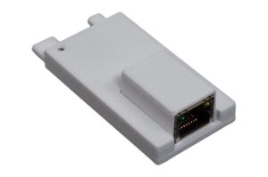 Ein rechteckiges Kunststoffgehäuse mit einem Ethernet-Anschluss an einer Seite.