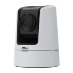 Eine weiße Sicherheitskamera mit Axis-Logo.