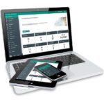 Ein Laptop, Tablet und Smartphone mit der 2N Access Commander-Software auf ihren Bildschirmen.