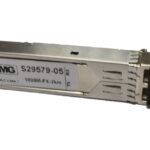 Ein SFP-Transceiver mit der Modellnummer S29579-05 von AMG, geeignet für 1000M-FX-Verbindungen über eine Distanz von 2 km.
