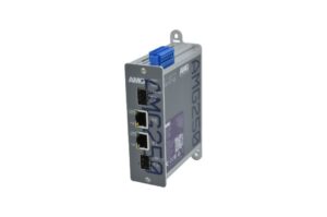 Ein Industrie-Ethernet-Switch der Marke AMG mit mehreren Ports, Modell AMG250.