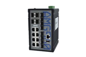 Industrieller Ethernet-Switch mit mehreren Netzwerkanschlüssen und Ports, schwarzes Gehäuse, seitliche Beschriftung.