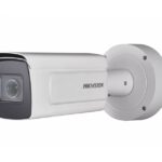 Netzwerk Bullet Kamera, Tag/Nacht, 4MP, 8-32mm, Audio, IP67