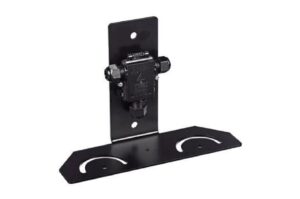 Eine schwarze Metallhalterung mit einer zentralen, angeschlossenen elektrischen Komponente.