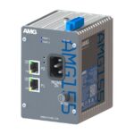 Elektronisches Gerät mit der Aufschrift "AMG155", zwei Ethernet-Ports, Stromanschluss und Sicherung.