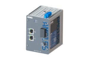 Ein graues elektronisches Gerät von AMG mit zwei Netzwerkanschlüssen und blauer Beschriftung "AMG155".