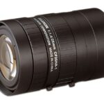 Objektiv mit der Aufschrift "FUJINON 1:1.4/25mm CF25HA-1" auf der Außenseite.