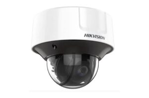 Hikvision 4MP Varifokale IP-Kamera Außen, 2.8–12 mm, IR, PoE, IP67, WDR 140dB, True Day&Night, H.265, vandalismusgeschützt, Audio/Alarm, 30 fps – Art.-Nr. 238639