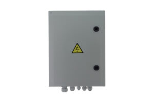 Solvido SOL-IQswitch-4MDB: Robustes Polycarbonat-Gehäuse IP66 für Außenanwendungen, 230VAC, Temperaturbereich -35°C bis +55°C, 400x300x210mm, RAL7035