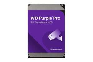 Eine Festplatte mit der Aufschrift „WD Purple Pro 3.5'' Surveillance HDD“ und einem Bild einer Überwachungskamera auf einem lila Hintergrund, Marke Western Digital.