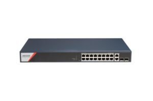 Netzwerkswitch von Hikvision mit 24 Ethernet-Ports und zwei zusätzlichen Anschlüssen auf der Vorderseite.
