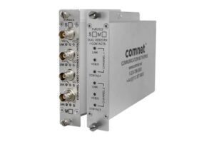 Ein duales Videoempfänger-Modul von ComNet mit mehreren Anschlüssen für Videoverbindungen und Kontakte, auf dem das Firmenlogo und Kontaktdaten aufgedruckt sind.