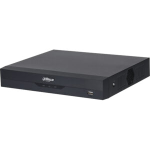 Ein schwarzer Dahua-Technologie-DVR mit einem USB-Anschluss vorne und Lüftungsöffnungen an der Seite.