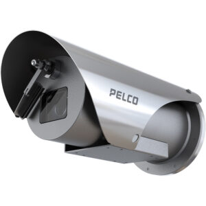 Silberne Überwachungskamera der Marke Pelco mit zylindrischem Gehäuse und schützendem Visier, in einem industriellen Design.