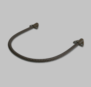 Ein braunes, spiralig gewundenes Kabel mit zwei Befestigungen an den Enden, auf einem grauen Hintergrund.