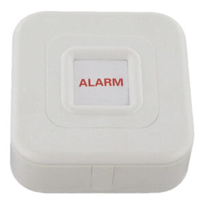 Quadratischer, weißer Alarmknopf mit dem Wort "ALARM" in roter Schrift in der Mitte.