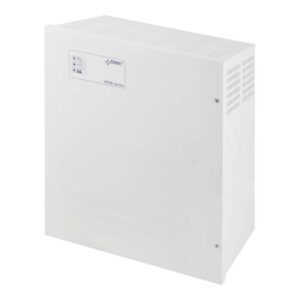 Weißer, rechteckiger elektrischer Schaltschrank der HPSB-Serie von Pulsar mit Lüftungsschlitzen an der Seite.