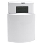 Ein weißer Raumthermostat mit einem rechteckigen digitalen Display in der oberen Hälfte.