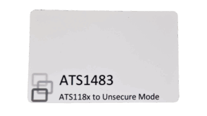 Weiße Karte mit der Aufschrift "ATS1483" und "ATS118x to Unsecure Mode" unten rechts in schwarzer Schrift, begleitet von grauen Quadraten links oben.