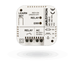 Ein elektrisches Gerät von Jablotron, Modell AC-160-C, mit Beschriftung zu verschiedenen Funktionen und Anschlüssen, darunter 'LEARN' und 'SET', sowie Angaben zur Stromversorgung.