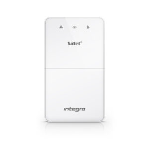 Ein weißes Satel Integra Gerät mit drei Symbolen oben: ein Ausrufezeichen in einem Dreieck, ein Auge und ein Glockensymbol.