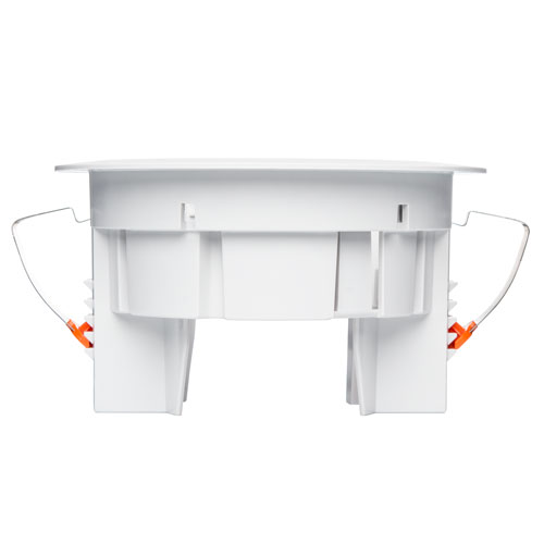 Weißes Einbaugehäuse für Deckenlautsprecher mit seitlichen Metallklammern zur Befestigung.