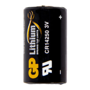 Ein schwarzer Lithium-Batterie von GP mit der Bezeichnung CR14250 3V und einem Pluszeichen oben rechts.