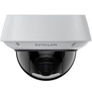 Überwachungskamera von Avigilon, mit halbkugelförmigem Objektiv unter einem rechteckigen Gehäuse.