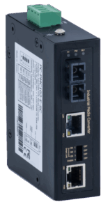 Industrieller Medienkonverter mit zwei Ethernet-Ports und einem optischen Port auf der Vorderseite, zweifarbigem Etikett und grünem Anschluss an der Oberseite.