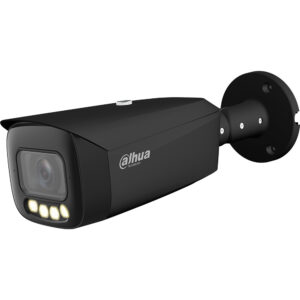 Schwarze Überwachungskamera von Dahua Technology, montiert auf einer Wandhalterung, mit einem rechteckigen Gehäuse und vier integrierten LED-Leuchten.