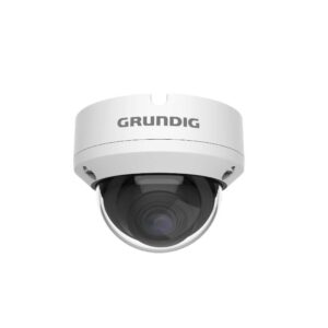 Weiße Überwachungskamera von Grundig in einer kuppelförmigen Gehäuse.